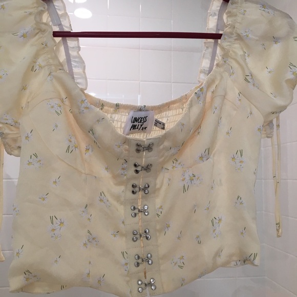 Princess Polly ALLYSON TOP YELLOW - Picture 10 of 15